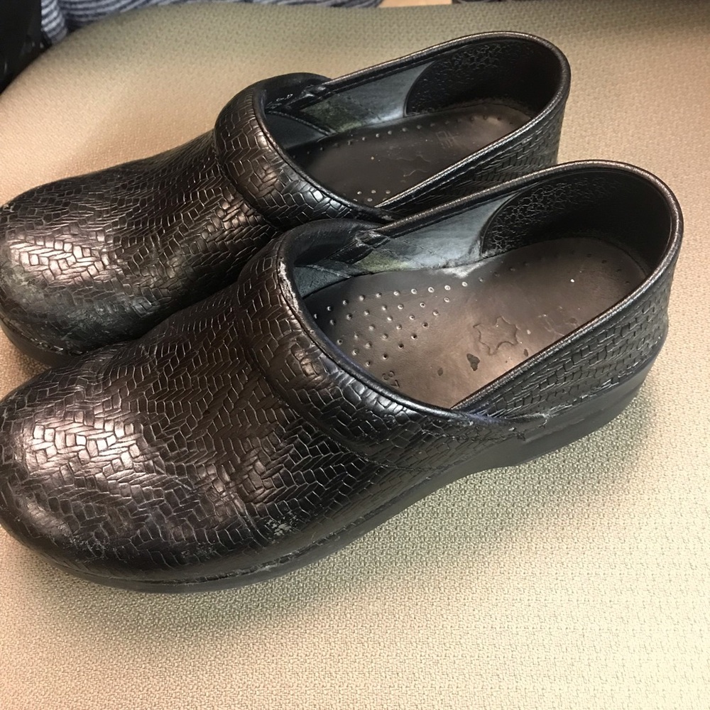 GUC Dansko size 7 (37)